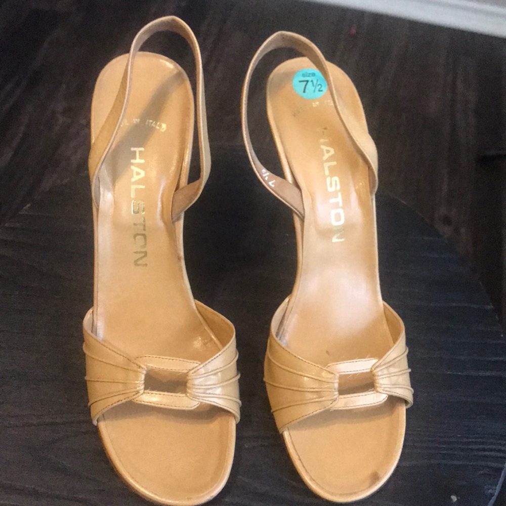 Vintage Halston sling back sandal in tan color